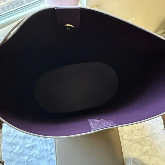 FREJA Tall Tote Taupe - Picture 3 of 5